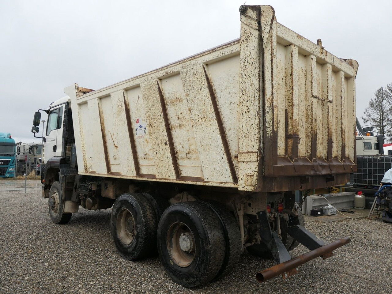 MAN TGA 33.390 - Camion benne: photos 5 MAN TGA 33.390 - Camion benne: photos 5