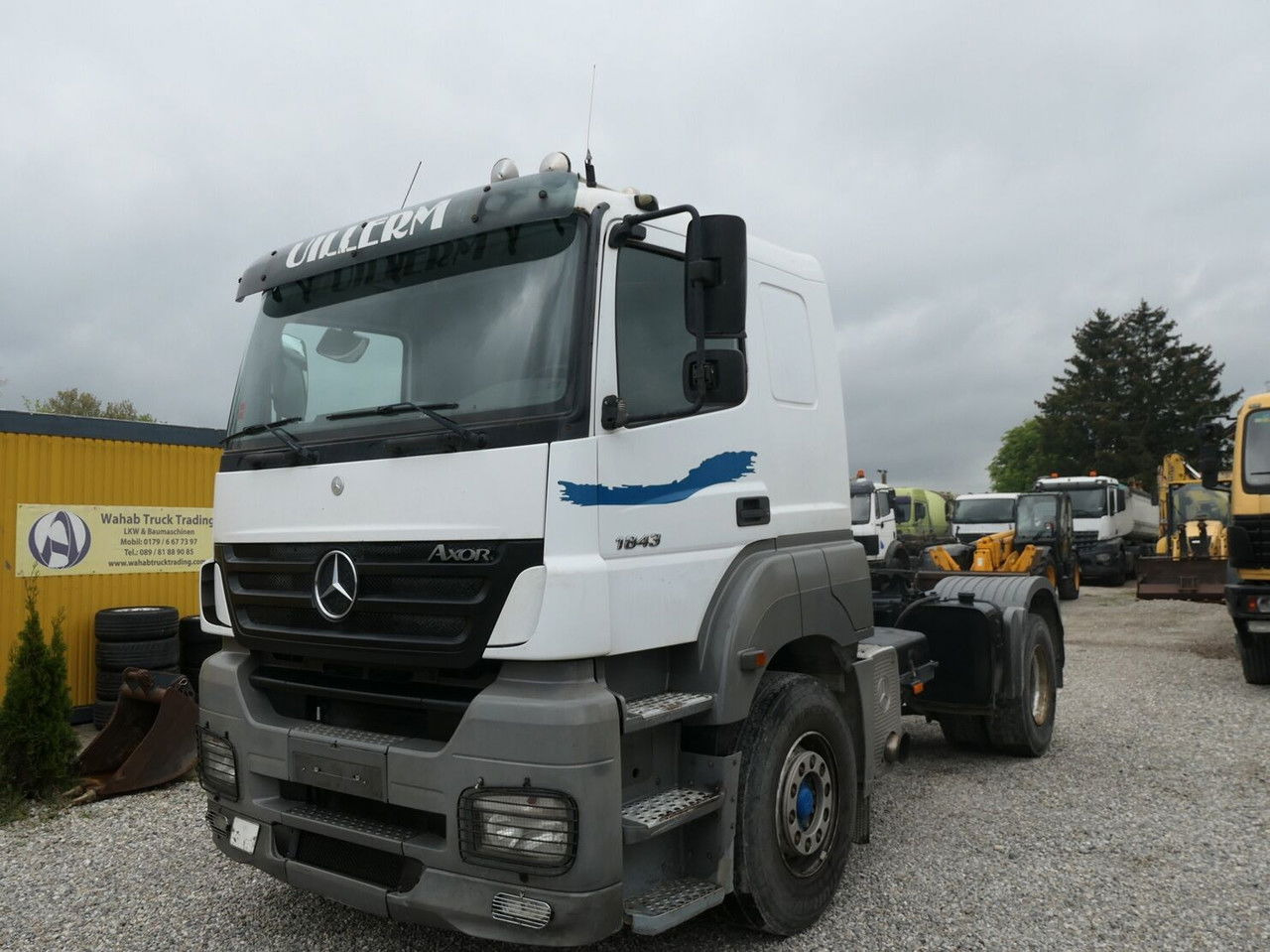 Mercedes-Benz Axor 1843 - Tracteur routier: photos 1 Mercedes-Benz Axor 1843 - Tracteur routier: photos 1