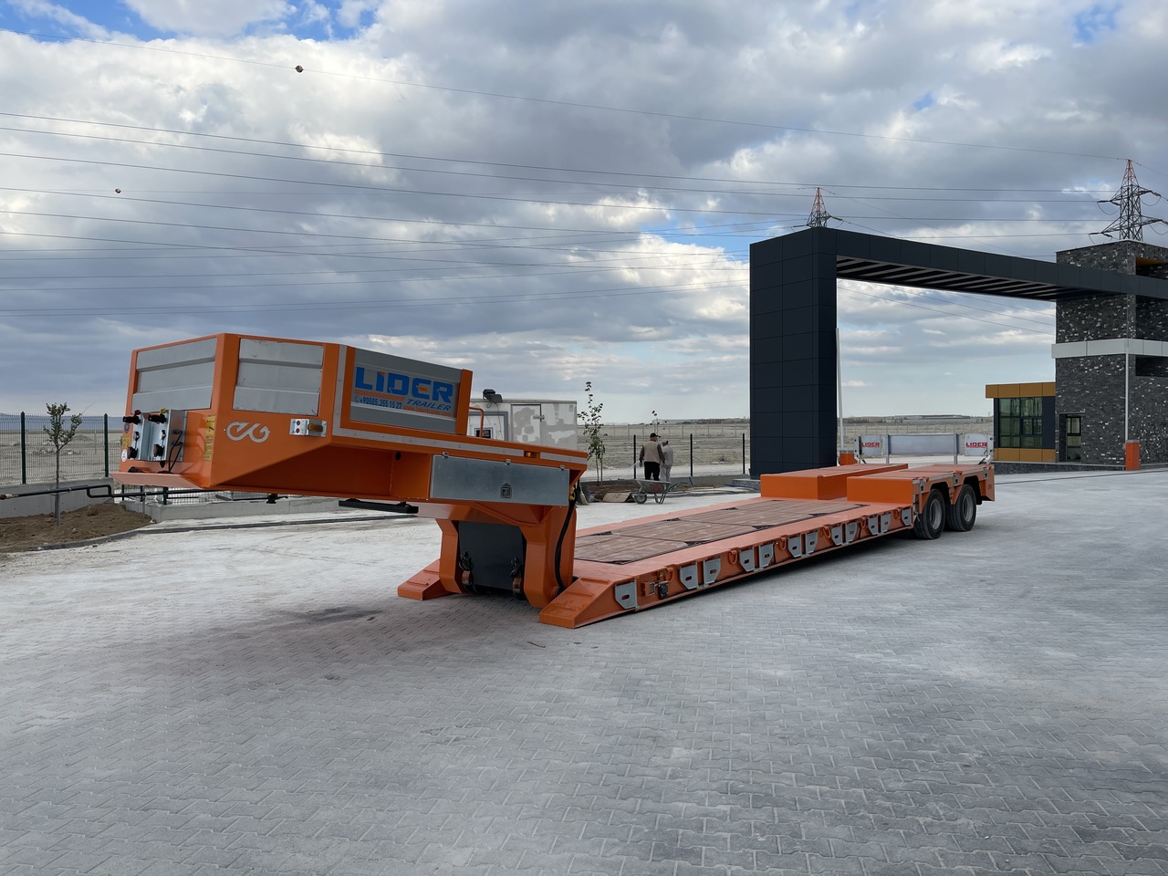 Semi-remorque surbaissé pour transport de équipements lourds neuf LIDER 2025 MODEL NEW LOWBOY TRAILER FROM MANUFACTURER: photos 6 Semi-remorque surbaissé pour transport de équipements lourds neuf LIDER 2025 MODEL NEW LOWBOY TRAILER FROM MANUFACTURER: photos 6
