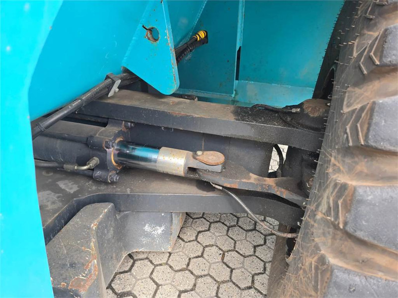 Chariot élévateur diesel KONECRANES SMV 25-1200C: photos 14