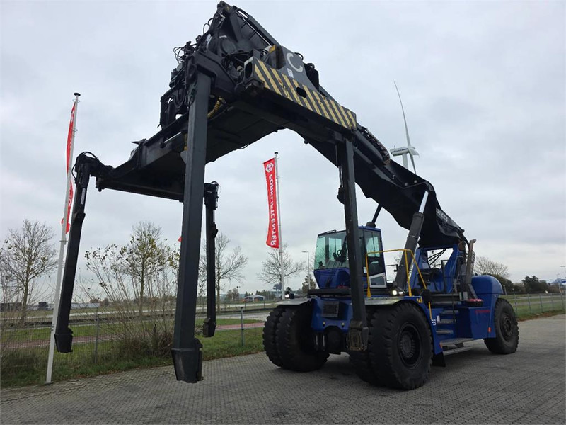 KONECRANES SMV 4531 CC5 - Reach stacker: photos 4 KONECRANES SMV 4531 CC5 - Reach stacker: photos 4