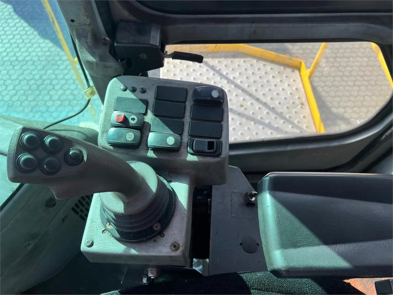 Reach stacker KONECRANES SMV 4531 TB5: photos 11