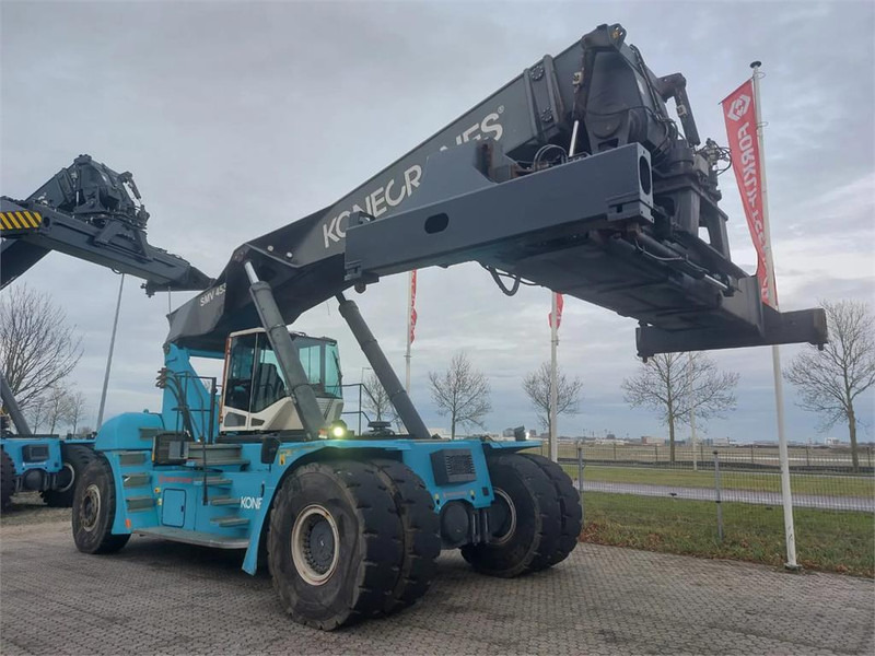 KONECRANES SMV 4531 TC5 - Reach stacker: photos 4 KONECRANES SMV 4531 TC5 - Reach stacker: photos 4