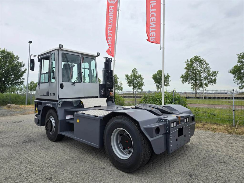 Tracteur portuaire Mafi R336 4x4: photos 7