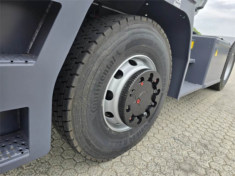 Tracteur portuaire Mafi R336 4x4: photos 18