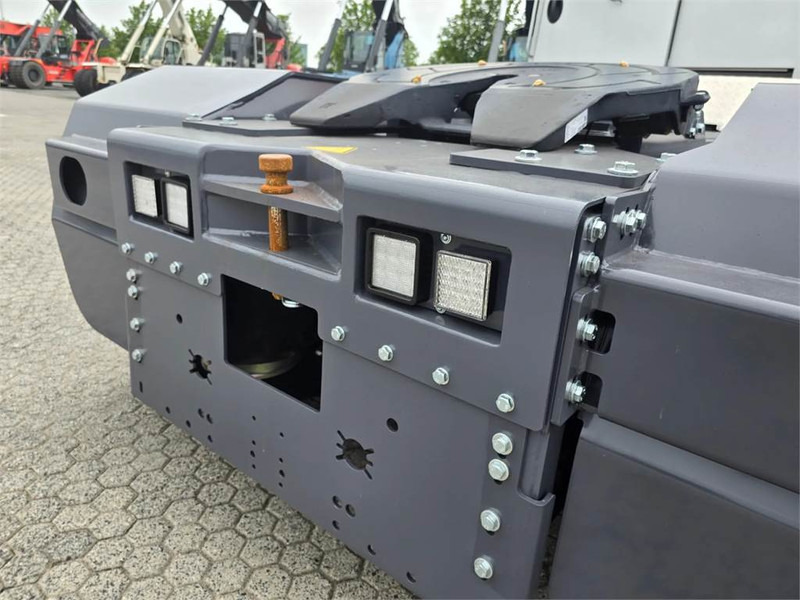 Tracteur portuaire Mafi R336 4x4: photos 10