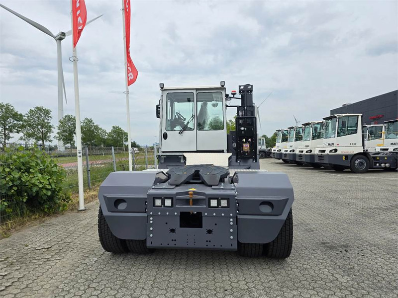 Tracteur portuaire Mafi R336 4x4: photos 8