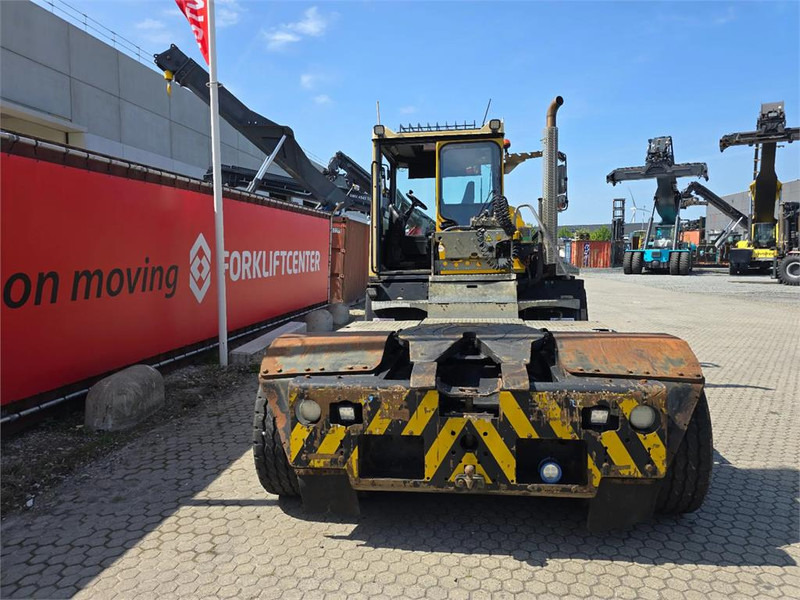 Terberg RT223 4x4 - Tracteur portuaire: photos 5 Terberg RT223 4x4 - Tracteur portuaire: photos 5