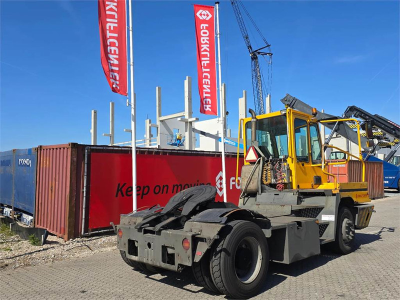 Tracteur portuaire Terberg YT182: photos 7