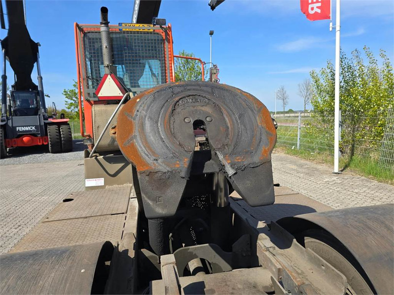 Tracteur portuaire Terberg YT182: photos 9