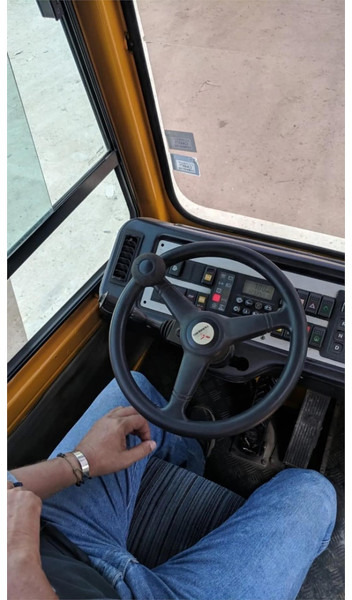 Terberg YT182 - Tracteur portuaire: photos 3 Terberg YT182 - Tracteur portuaire: photos 3