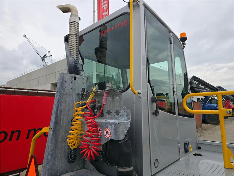 Tracteur portuaire Terberg YT223: photos 9