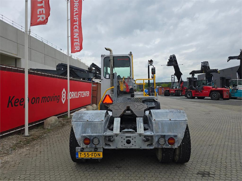 Tracteur portuaire Terberg YT223: photos 8