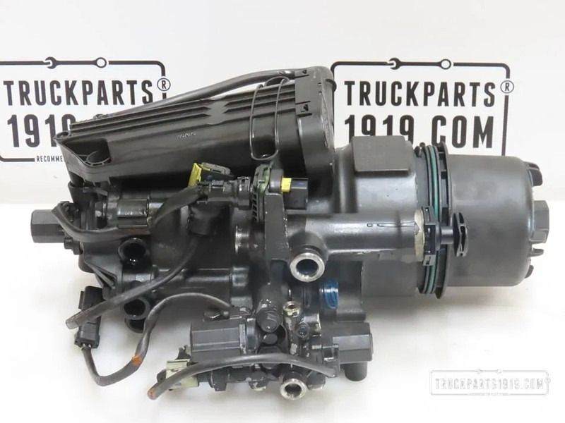 DAF 2418569 Brandstoffilterhuis DAF MX 11 - Système de carburant pour Véhicule utilitaire: photos 1 DAF 2418569 Brandstoffilterhuis DAF MX 11 - Système de carburant pour Véhicule utilitaire: photos 1