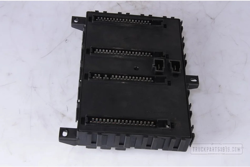 DAF Electrical System Centrale electra box DAF - Fusible pour Camion: photos 2 DAF Electrical System Centrale electra box DAF - Fusible pour Camion: photos 2