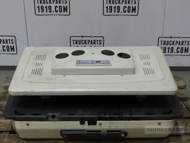 DAF Heating, Ventilation & AC Dak airco compact DAF XF - Chauffage/ Ventilation pour Camion: photos 2 DAF Heating, Ventilation & AC Dak airco compact DAF XF - Chauffage/ Ventilation pour Camion: photos 2