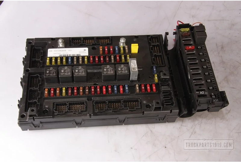 Hella Electrical System ECU SAM cabine MB MP4 - Système électrique pour Camion: photos 1 Hella Electrical System ECU SAM cabine MB MP4 - Système électrique pour Camion: photos 1