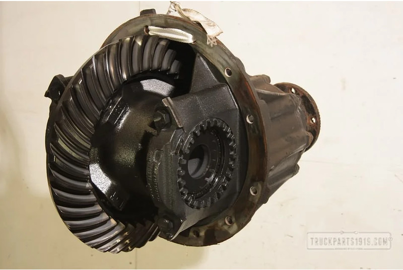 MAN Axle & Steering Parts Differentieel R=2.846 - Différentiel pour Camion: photos 2 MAN Axle & Steering Parts Differentieel R=2.846 - Différentiel pour Camion: photos 2