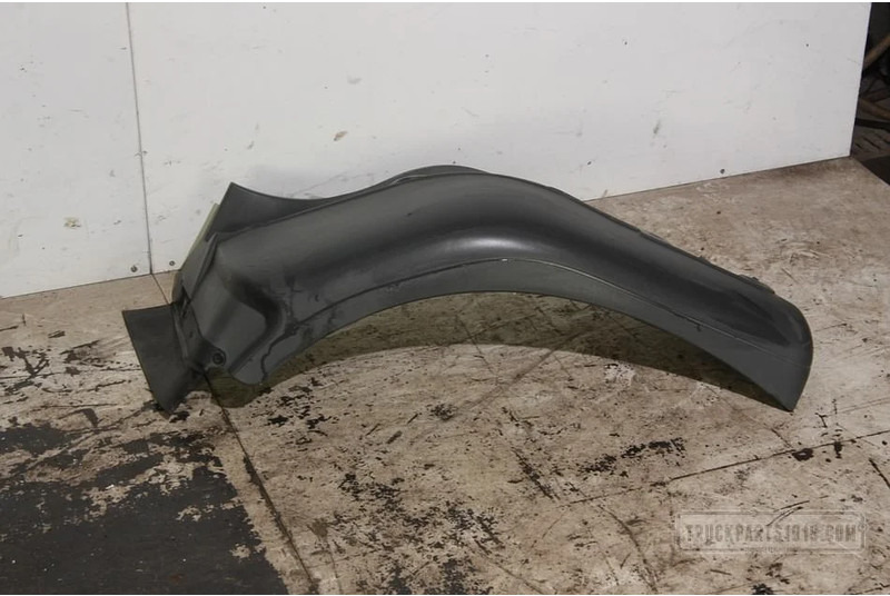 Renault Body & Chassis Parts Spatscherm cabine LV RENAULT D - Aile pour Camion: photos 1 Renault Body & Chassis Parts Spatscherm cabine LV RENAULT D - Aile pour Camion: photos 1