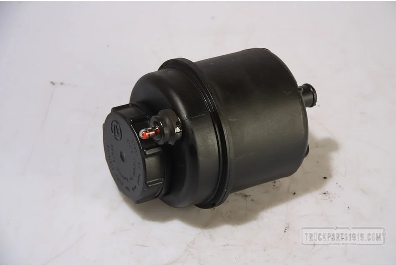 ZF Axle & Steering Parts Stuurolie reservoir Renault - Vase d'expansion pour Camion: photos 1 ZF Axle & Steering Parts Stuurolie reservoir Renault - Vase d'expansion pour Camion: photos 1