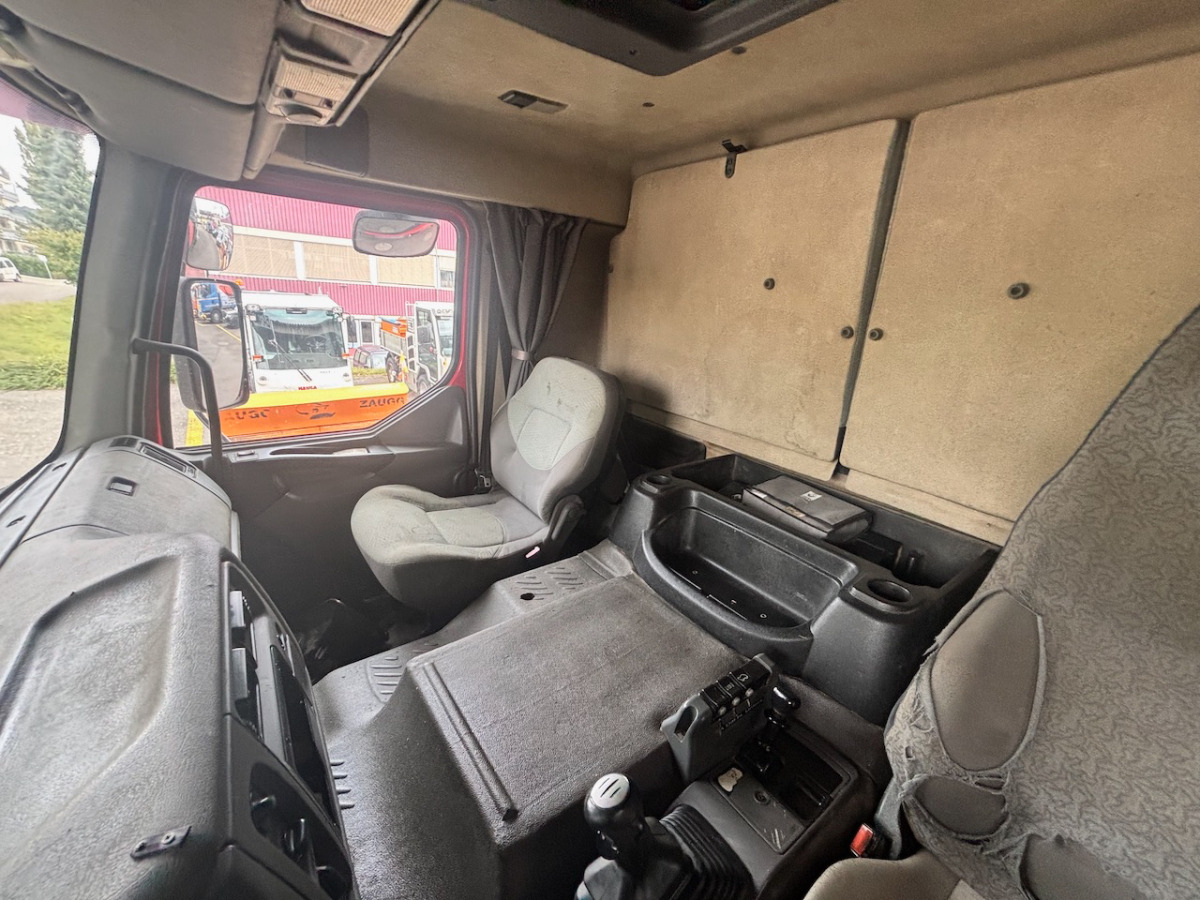 RENAULT Kerax 420DCI 4x4 - Camion benne: photos 5 RENAULT Kerax 420DCI 4x4 - Camion benne: photos 5