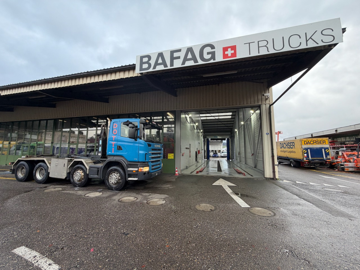 SCANIA R440 CB 8x4 - Camion ampliroll: photos 2 SCANIA R440 CB 8x4 - Camion ampliroll: photos 2