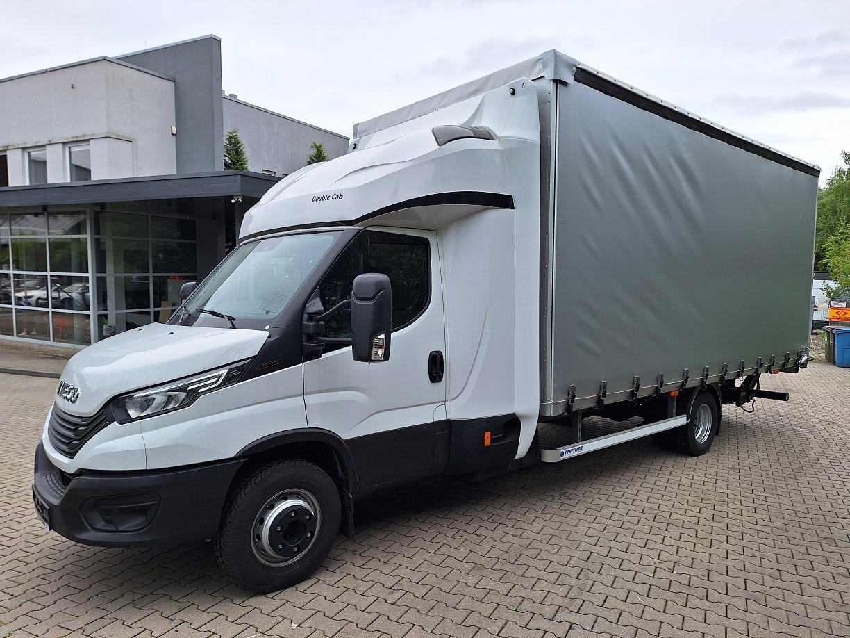 Iveco Daily 70C18 Backsleeper BÄR - Camion à rideaux coulissants: photos 1 Iveco Daily 70C18 Backsleeper BÄR - Camion à rideaux coulissants: photos 1