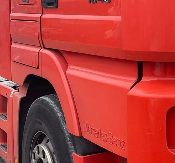 DOOR EXTENSION OUTSIDE-INSIDE LEFT AND RIGHT ACTROS MP3 MEGASPACE - Carrosserie et extérieur pour Camion: photos 2 DOOR EXTENSION OUTSIDE-INSIDE LEFT AND RIGHT ACTROS MP3 MEGASPACE - Carrosserie et extérieur pour Camion: photos 2