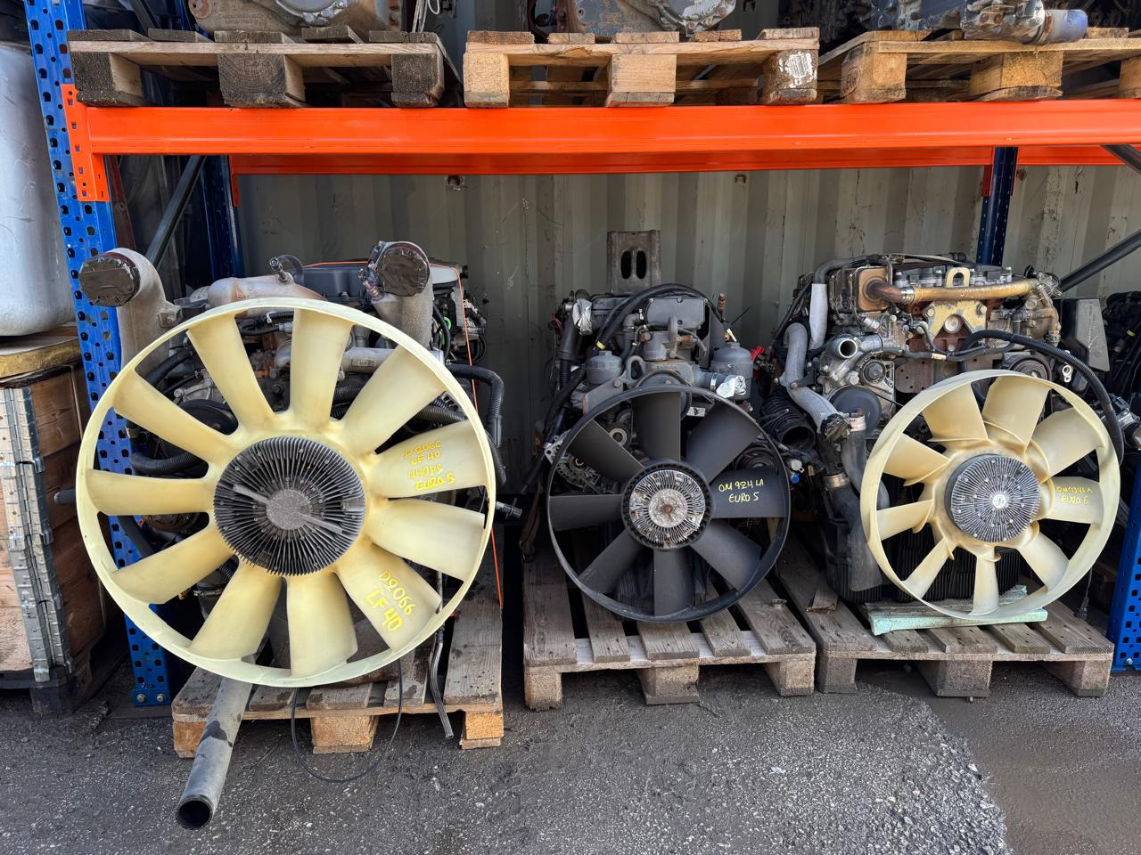 ENGINE MAN TGX D2066 LF40 440PS EURO 5 - Moteur pour Camion: photos 1 ENGINE MAN TGX D2066 LF40 440PS EURO 5 - Moteur pour Camion: photos 1