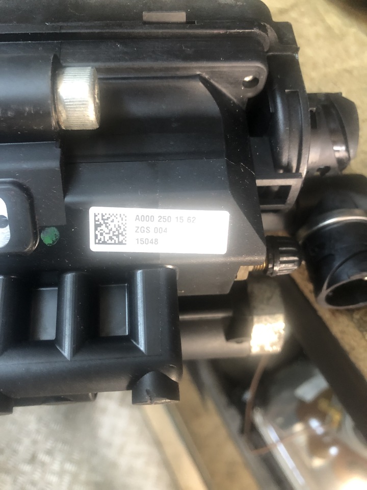 MERCEDES-BENZ ACTROS MP4 CLUTCH BOOSTER - Cylindre d'embrayage pour Camion: photos 3 MERCEDES-BENZ ACTROS MP4 CLUTCH BOOSTER - Cylindre d'embrayage pour Camion: photos 3