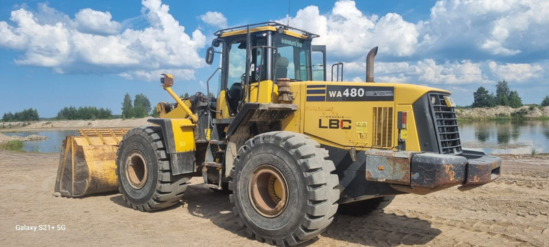 Komatsu WA480-5 - Chargeuse sur pneus: photos 2 Komatsu WA480-5 - Chargeuse sur pneus: photos 2