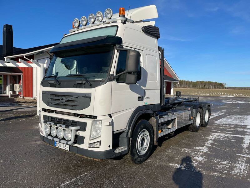 Volvo FM460 Globe 6x4 - Camion ampliroll: photos 1 Volvo FM460 Globe 6x4 - Camion ampliroll: photos 1