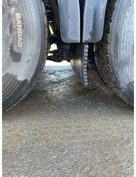 Camion ampliroll Volvo FM460 Globe 6x4: photos 12 Camion ampliroll Volvo FM460 Globe 6x4: photos 12