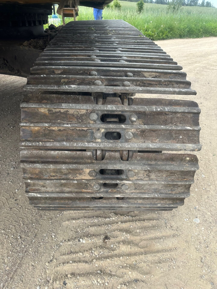 Caterpillar 320D - Pelle sur chenille: photos 3 Caterpillar 320D - Pelle sur chenille: photos 3