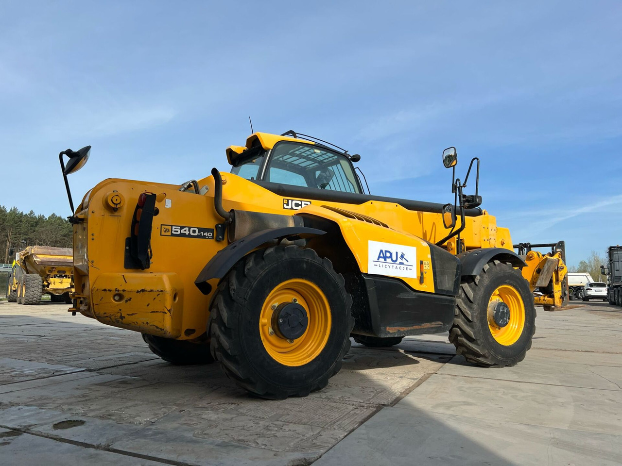 JCB 540-140 - Chariot télescopique: photos 1 JCB 540-140 - Chariot télescopique: photos 1