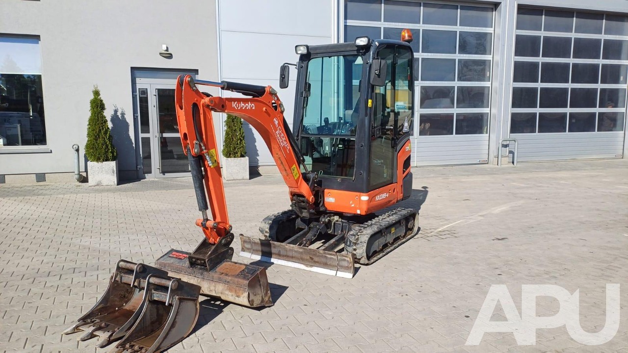 KUBOTA KX018-4 - Mini pelle: photos 1 KUBOTA KX018-4 - Mini pelle: photos 1
