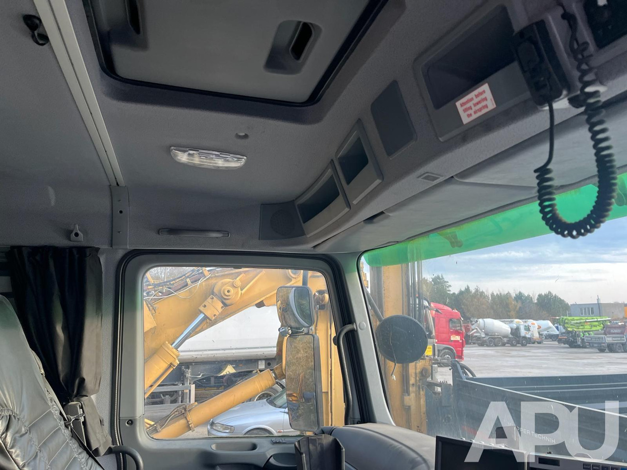 Balayeuse de voirie Mercedes-Benz Actros 2531L: photos 8 Balayeuse de voirie Mercedes-Benz Actros 2531L: photos 8