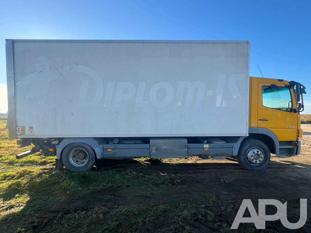 Mercedes-Benz Atego 1324 - Camion fourgon: photos 2 Mercedes-Benz Atego 1324 - Camion fourgon: photos 2