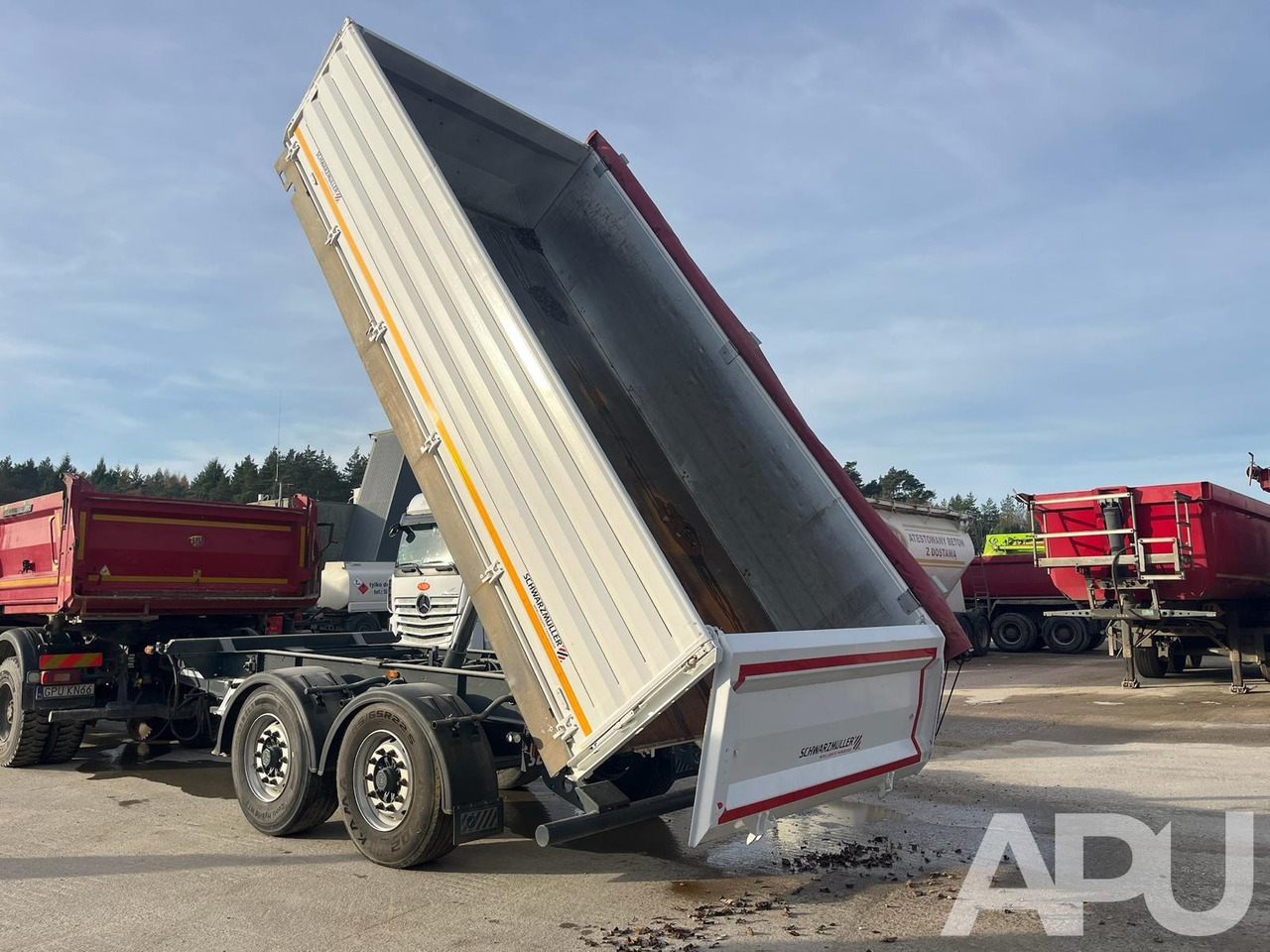 PRZYCZEPA SCHWARZMÜLLER - Remorque benne: photos 5 PRZYCZEPA SCHWARZMÜLLER - Remorque benne: photos 5