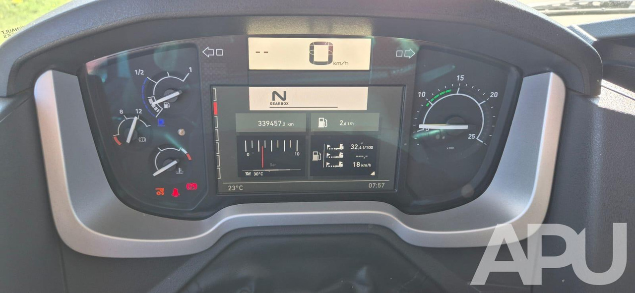 Renault T480 - Tracteur routier: photos 4 Renault T480 - Tracteur routier: photos 4