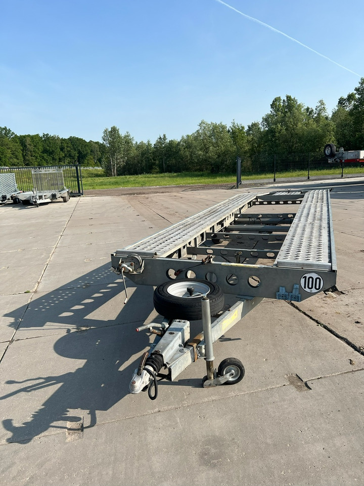 Przyczepa laweta WIOLA - Remorque porte-voitures: photos 1 Przyczepa laweta WIOLA - Remorque porte-voitures: photos 1