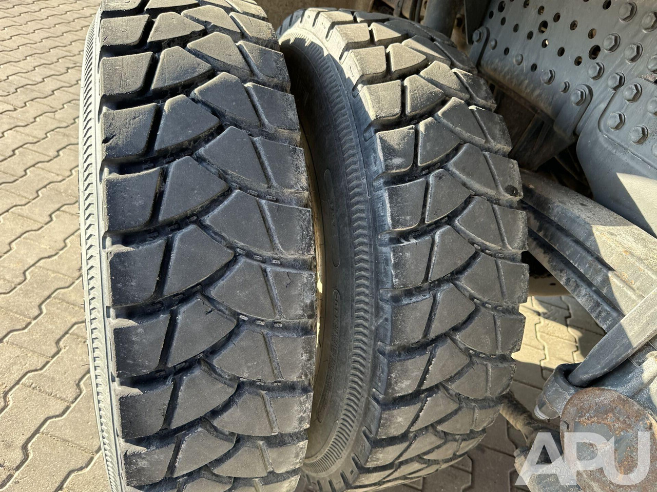 Wywrotka Mercedes-Benz AROCS 4142 8×6 - Camion benne: photos 3 Wywrotka Mercedes-Benz AROCS 4142 8×6 - Camion benne: photos 3