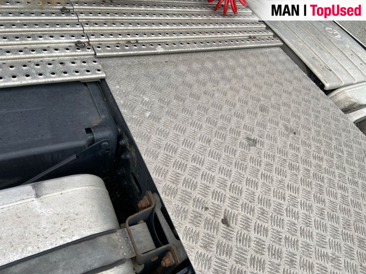 MAN TGX 18.460 4X2 BLS "ADR EX II / AT" - Tracteur routier: photos 4 MAN TGX 18.460 4X2 BLS "ADR EX II / AT" - Tracteur routier: photos 4