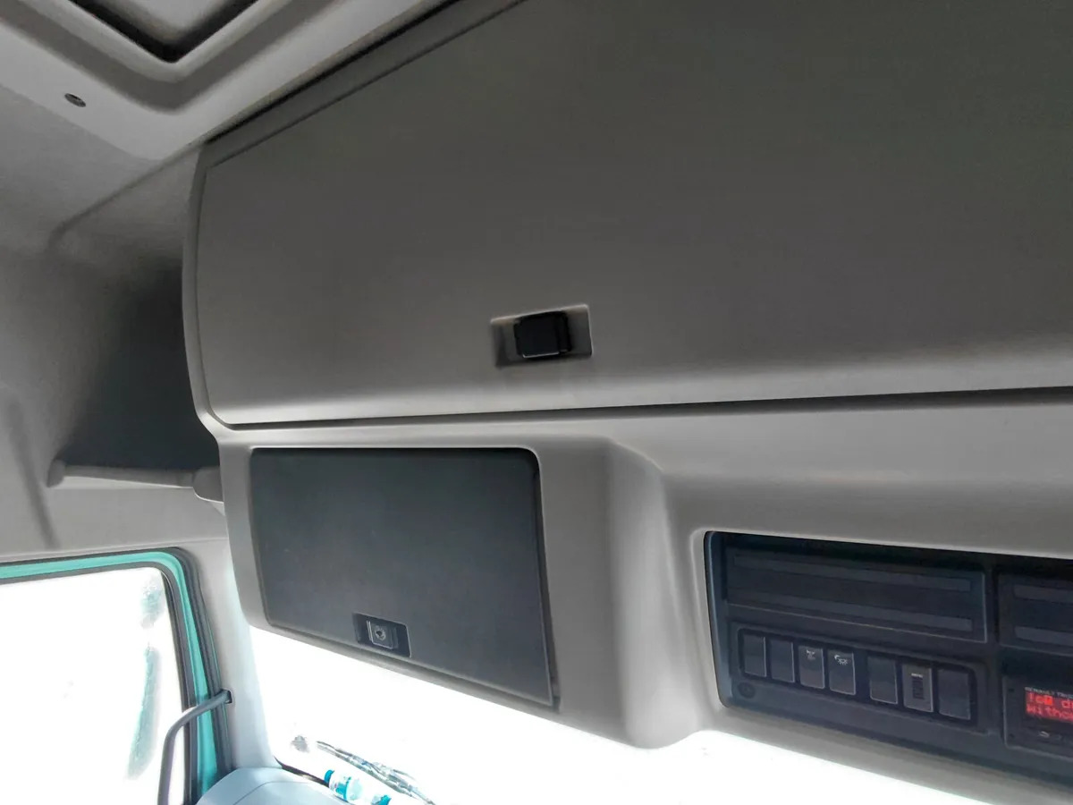 Camion à rideaux coulissants 2020 Renault D Wide 26 Tonner 6×2: photos 22