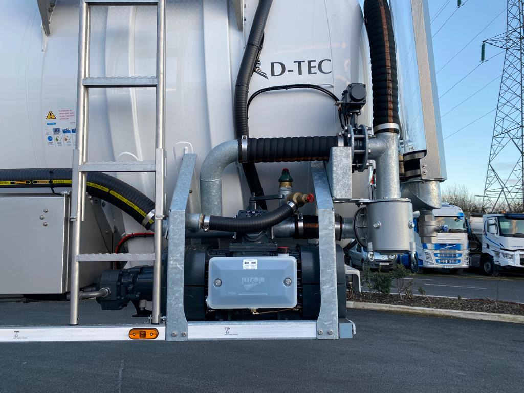 NEW D-TEC SV2006 VACUUM TANK - Semi-remorque citerne: photos 5 NEW D-TEC SV2006 VACUUM TANK - Semi-remorque citerne: photos 5