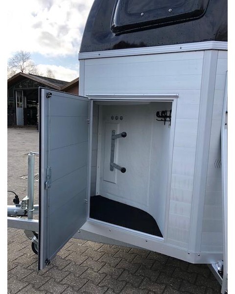 Blomert trailer Trailer Blomert - Van chevaux: photos 3 Blomert trailer Trailer Blomert - Van chevaux: photos 3