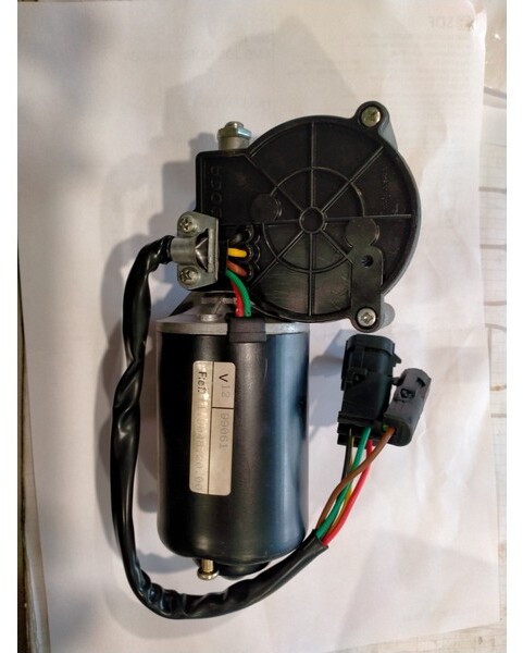 Case MX900 - Essuie-glace pour Machine agricole: photos 1 Case MX900 - Essuie-glace pour Machine agricole: photos 1