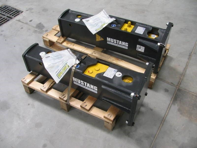Mustang HM250 teža 255kg in 266kg NOVO  - Marteau hydraulique pour Engins de chantier: photos 1 Mustang HM250 teža 255kg in 266kg NOVO  - Marteau hydraulique pour Engins de chantier: photos 1