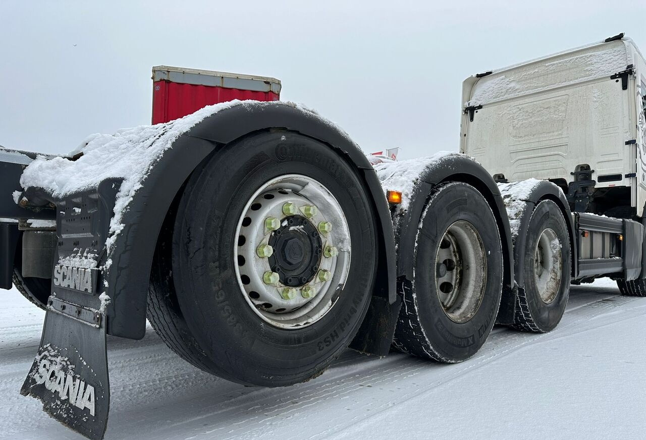 Châssis cabine Scania R520 8x4 ADR: photos 7