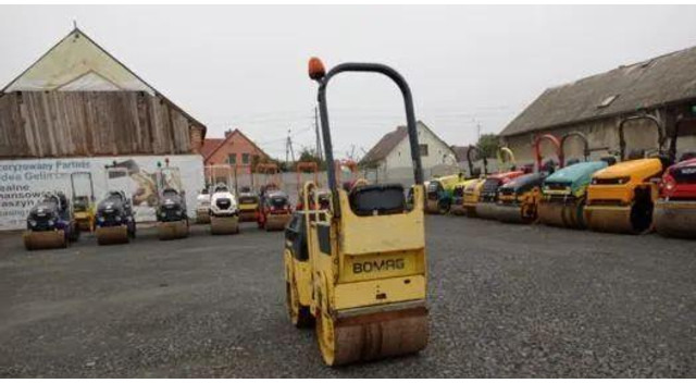 Bomag BW 80 Road roller - Compacteur: photos 3 Bomag BW 80 Road roller - Compacteur: photos 3